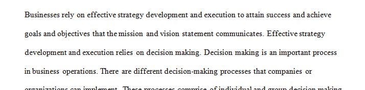 How do individual and group decision processes aid or impede business decision making